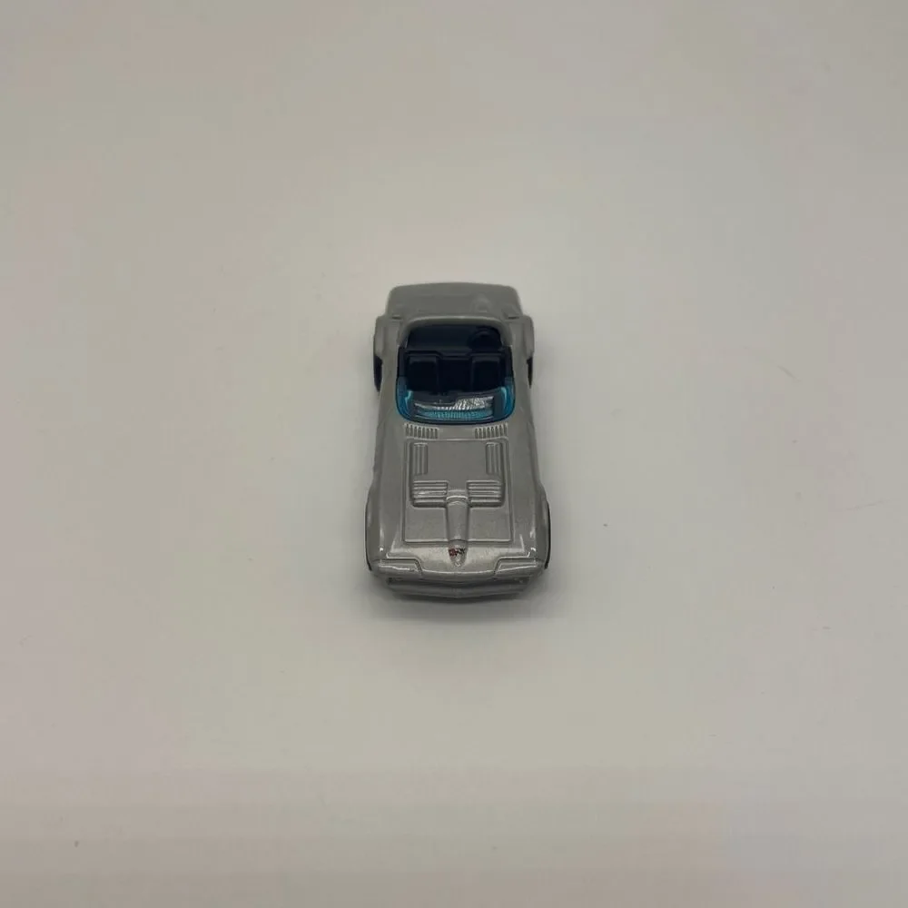 ‎2014 Hot Wheels 53 Corvette Convertible Gray